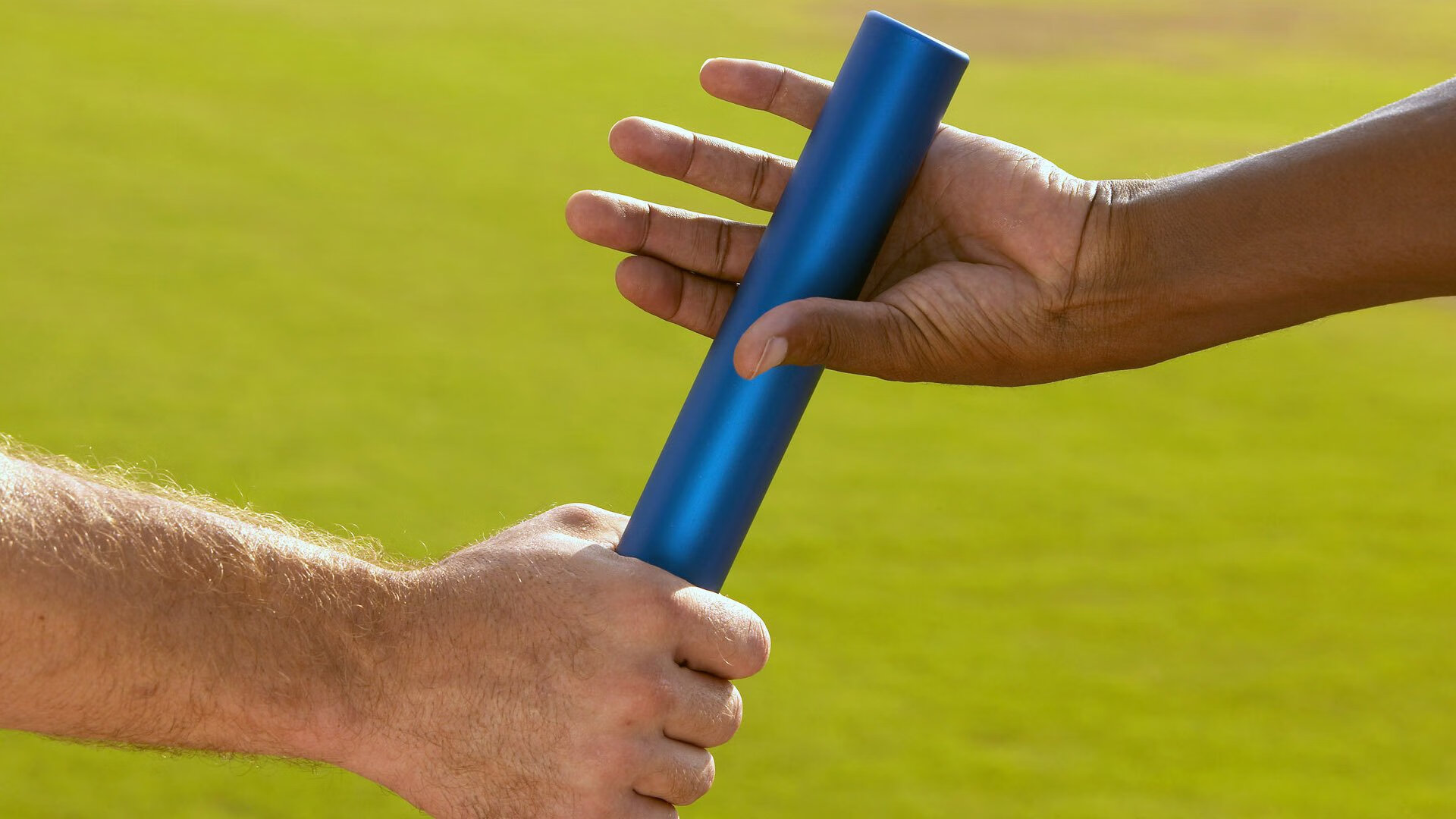 李盈莹赛后谦逊发言登热搜,俄克拉荷马城雷霆大胜马德里竞技引发热议